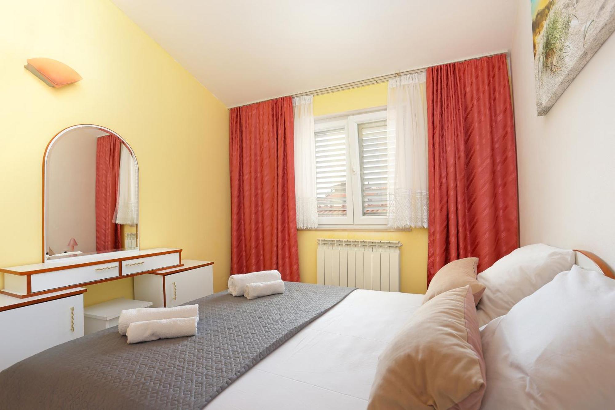 Apartments And Rooms With Parking Space Marina, Trogir - 5953 Zimmer foto
